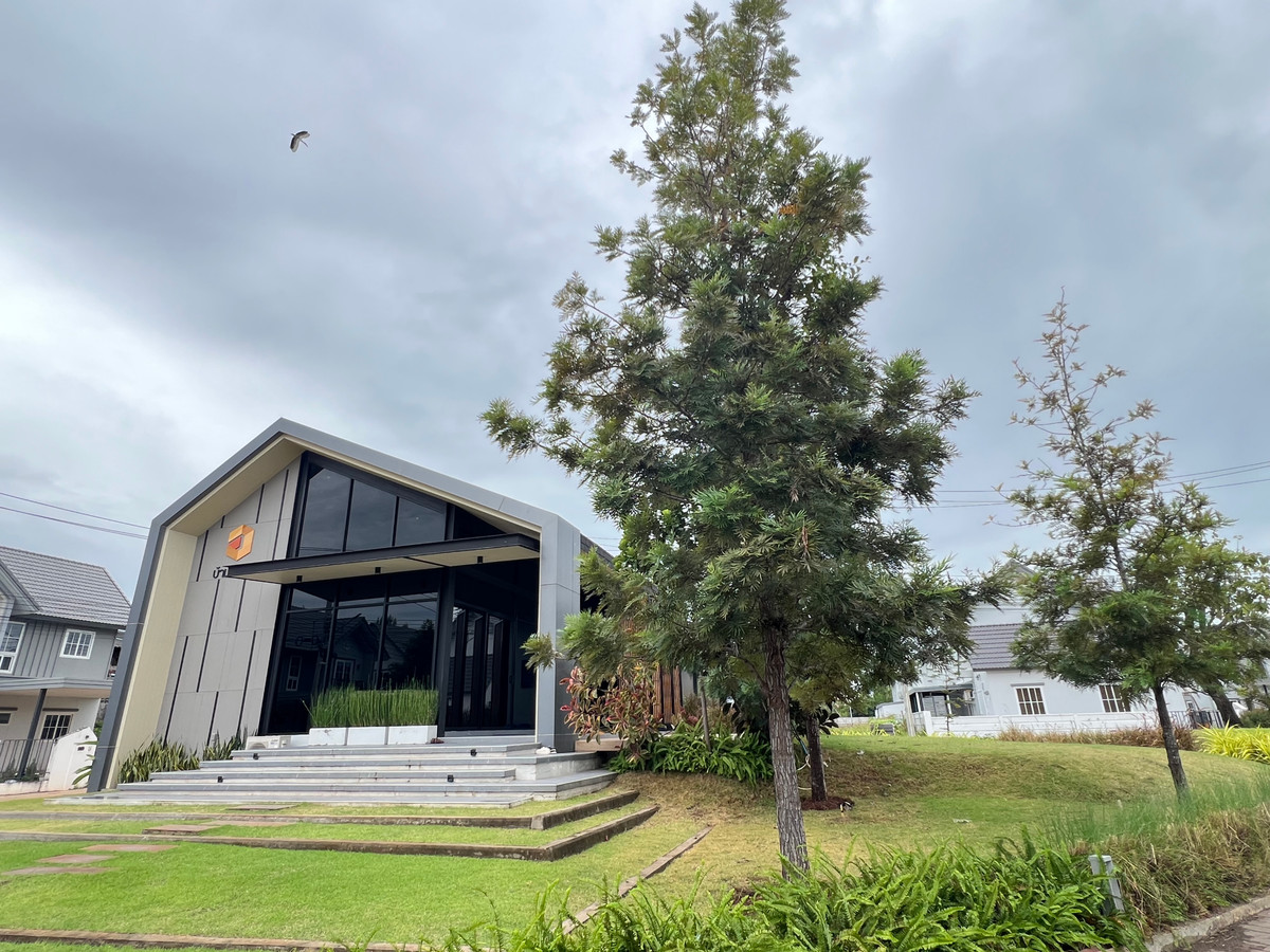 ขายบ้านสกลนคร : ขายบ้านเดี่ยว 2 หลังติด 117.5 ตร.ว. บ้านอารียาลิฟวิ่ง สกลนคร แต่งสวย ใกล้สนามบิน7 ล้าน