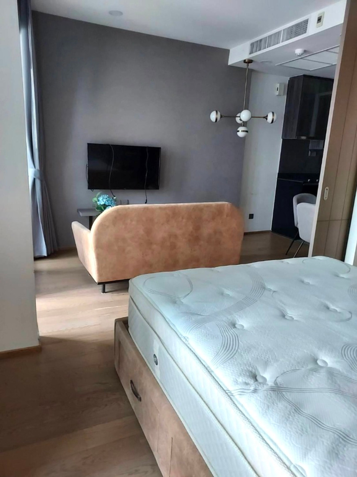 For RentCondoSiam Paragon ,Chulalongkorn,Samyan : 💥CP-9407💥Ashton Chula - Silom 👉Line : @fastcondo