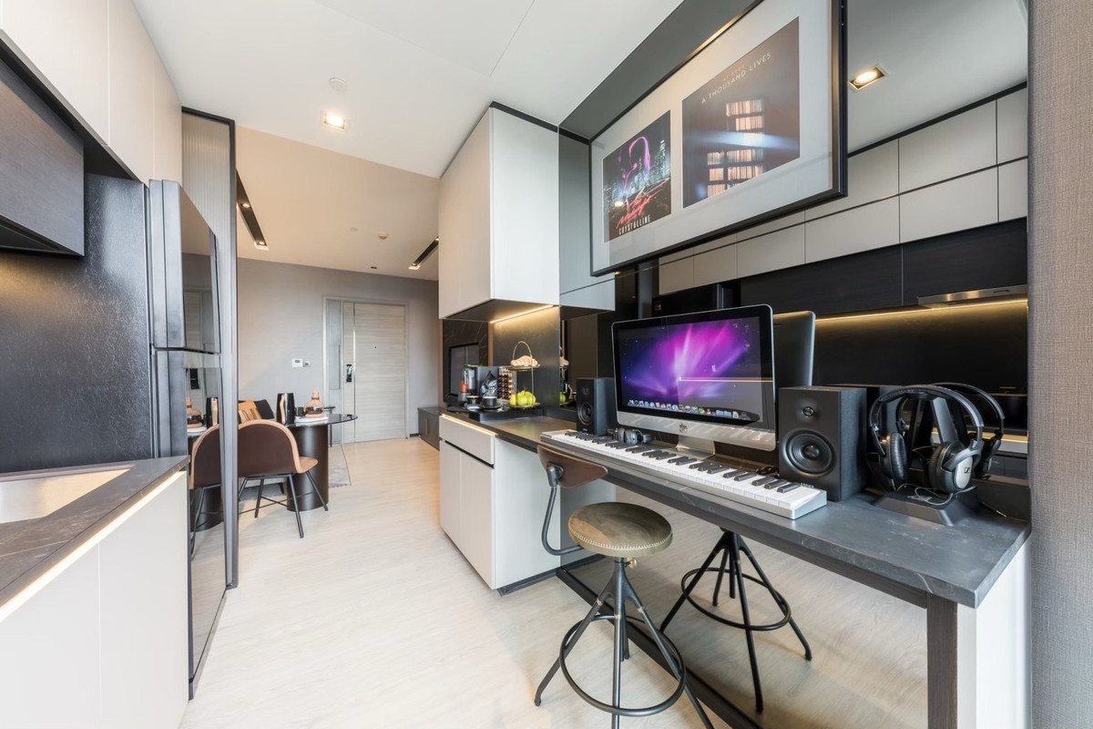 ขายคอนโดสุขุมวิท อโศก ทองหล่อ : 🔥𝐒𝐔𝐏𝐄𝐑 𝐃𝐄𝐀𝐋🔥 𝐓𝐡𝐞 𝐑𝐨𝐨𝐦 𝟑𝟖 เพียง 𝟎 เมตรจาก BTS พร้อมห้องแต่งครบเข้าอยู่ได้ทันที เริ่มเพียง 𝟕.𝟓 ล้าน* โทร📱𝟎𝟔𝟐-𝟓𝟐𝟔-𝟔𝟓𝟗𝟎