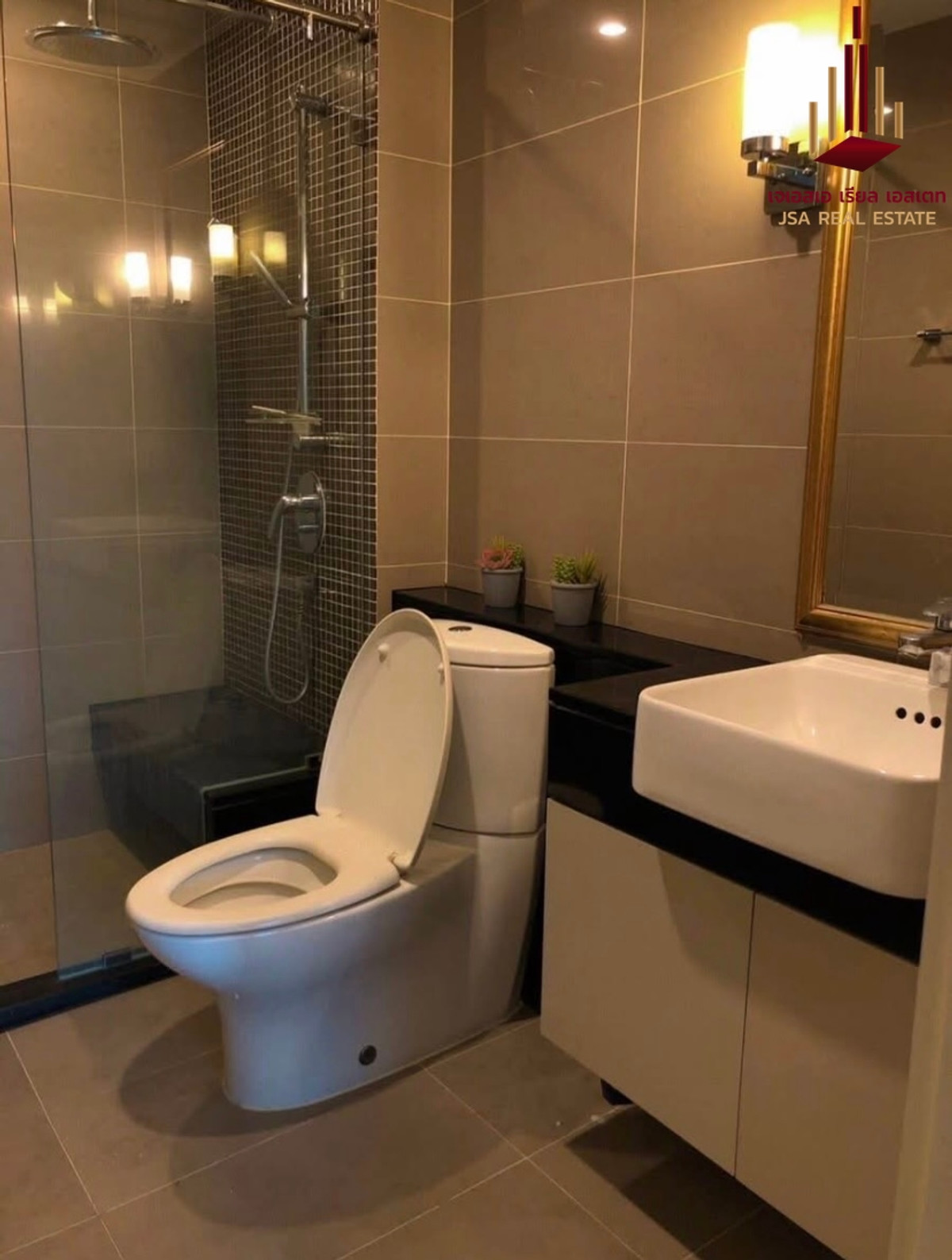 For RentCondoRama9, Petchburi, RCA : ✨ For Rent: Supalai Wellington 2 Condo ✨ 💰 Only 17,000 THB/month