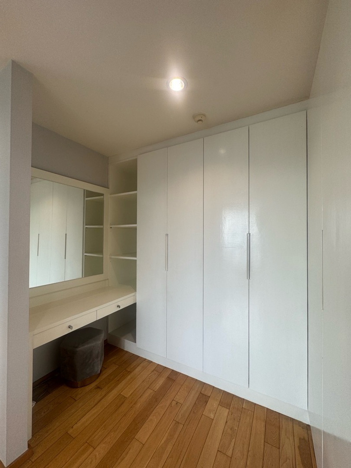 For RentCondoSukhumvit, Asoke, Thonglor : 🔥For urgent rent🔥The Emporio Place, 2 bedrooms, 3 bathrooms, fully furnished, ready to move in❗