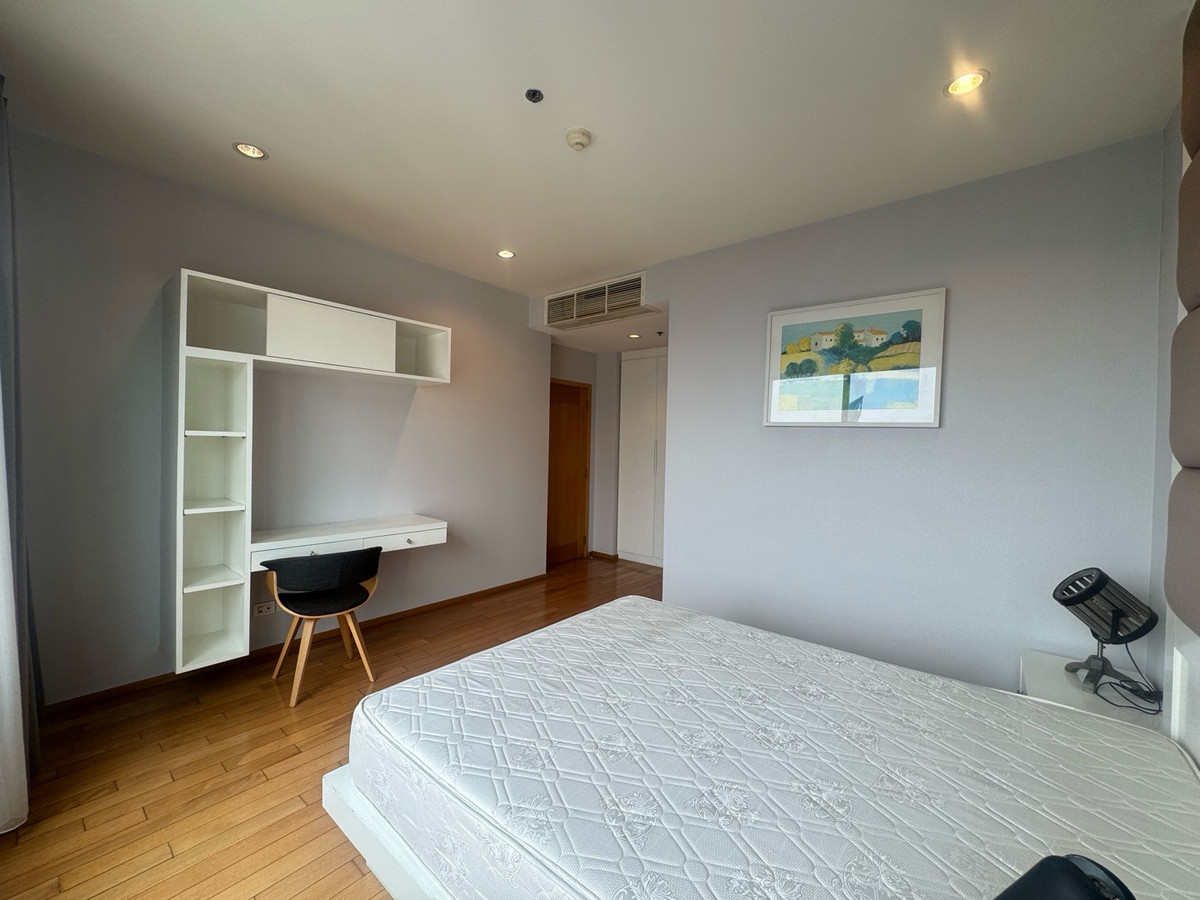 For RentCondoSukhumvit, Asoke, Thonglor : 🔥For urgent rent🔥The Emporio Place, 2 bedrooms, 3 bathrooms, fully furnished, ready to move in❗