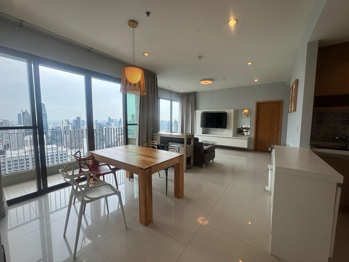 For RentCondoSukhumvit, Asoke, Thonglor : 🔥For urgent rent🔥The Emporio Place, 2 bedrooms, 3 bathrooms, fully furnished, ready to move in❗
