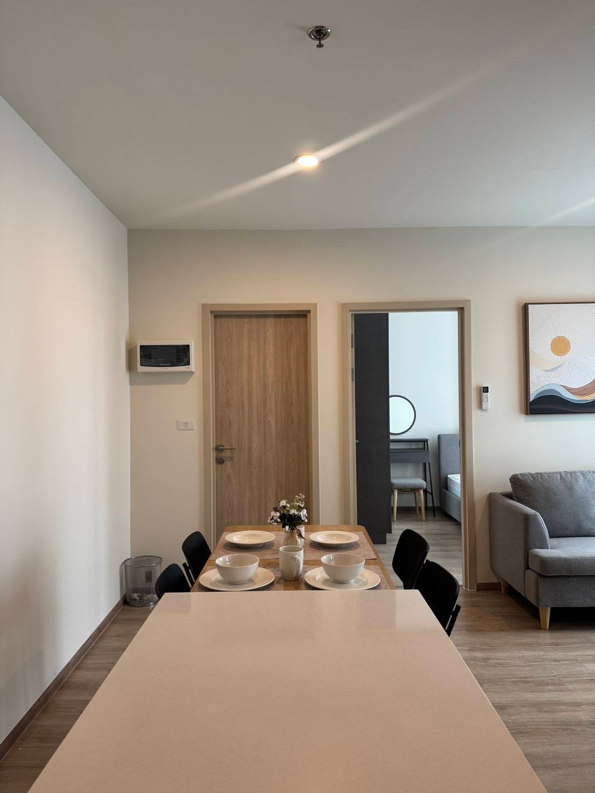 ให้เช่าคอนโดพระราม 9 เพชรบุรีตัดใหม่ RCA : Nue Distric R9 คอนโดติด mrt rama9 ทำเลดีมาก ใกล้ mrt,central ว่างพร้อมให้เช่า 2 ห้องนอน