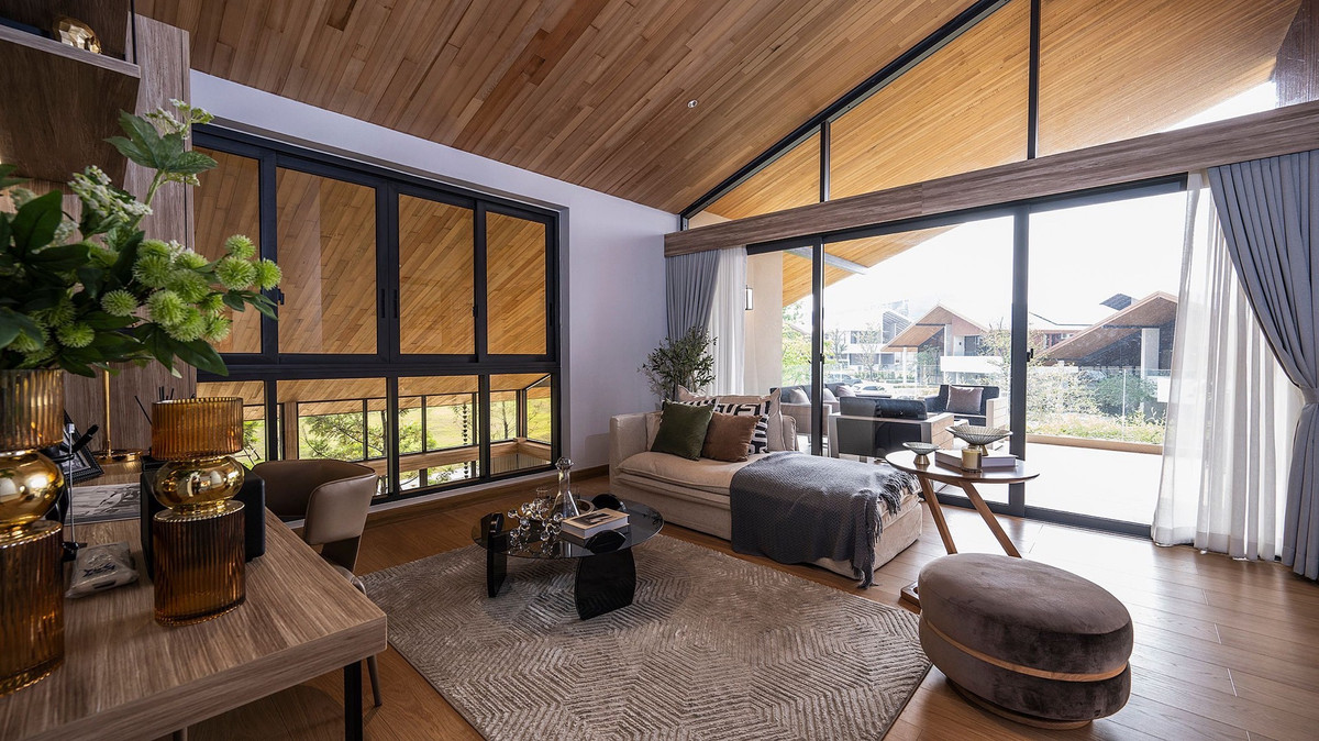 For SaleHousePattaya, Bangsaen, Chonburi : Wisdom First Residence Chonburi, luxury house designed by A49, next to Rugby School Thailand.