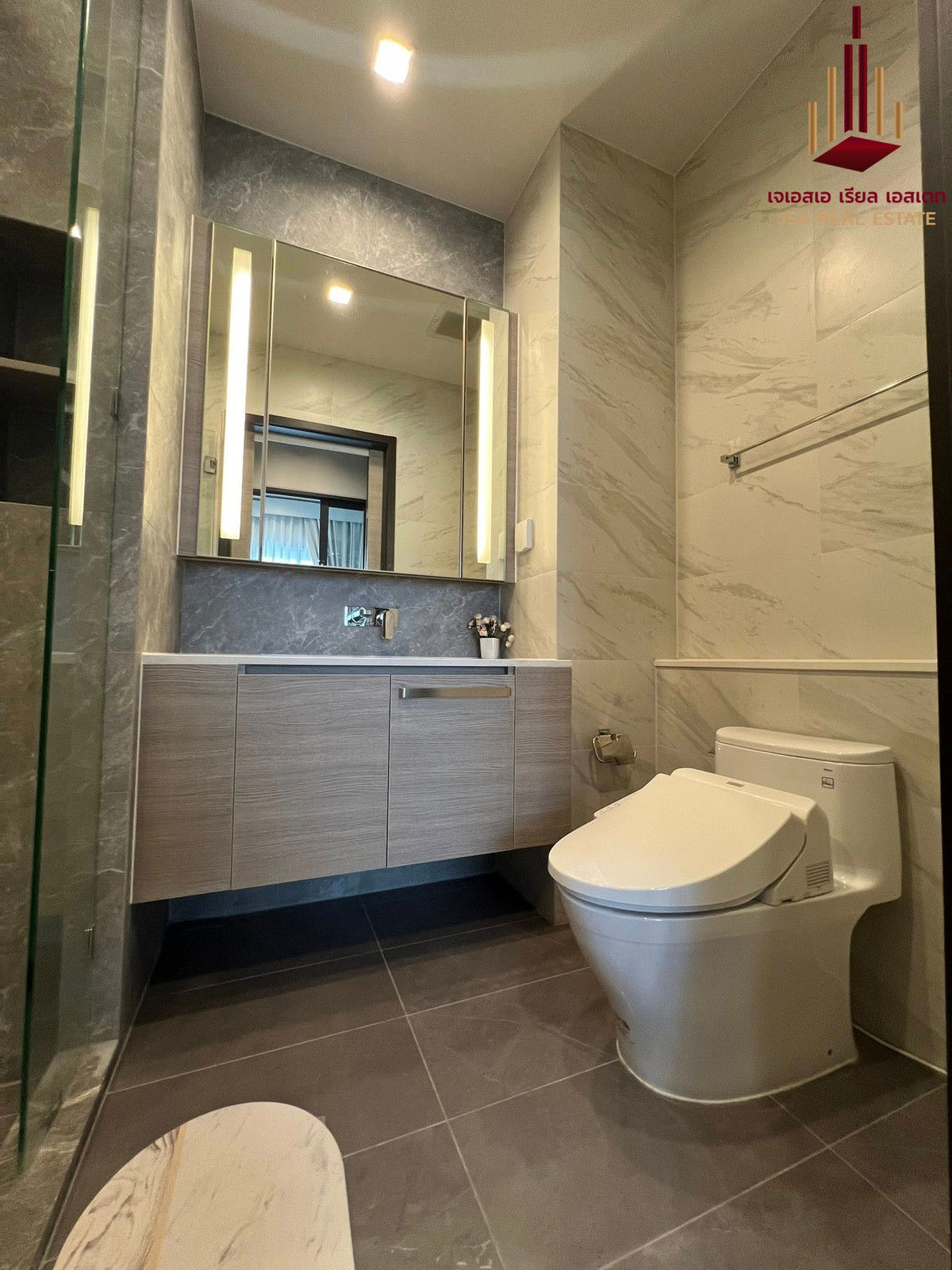 For RentCondoLadprao, Central Ladprao : ✨ For Rent : The Crest Park Residences Condo ✨ 💰 Only 30,000 thb/month