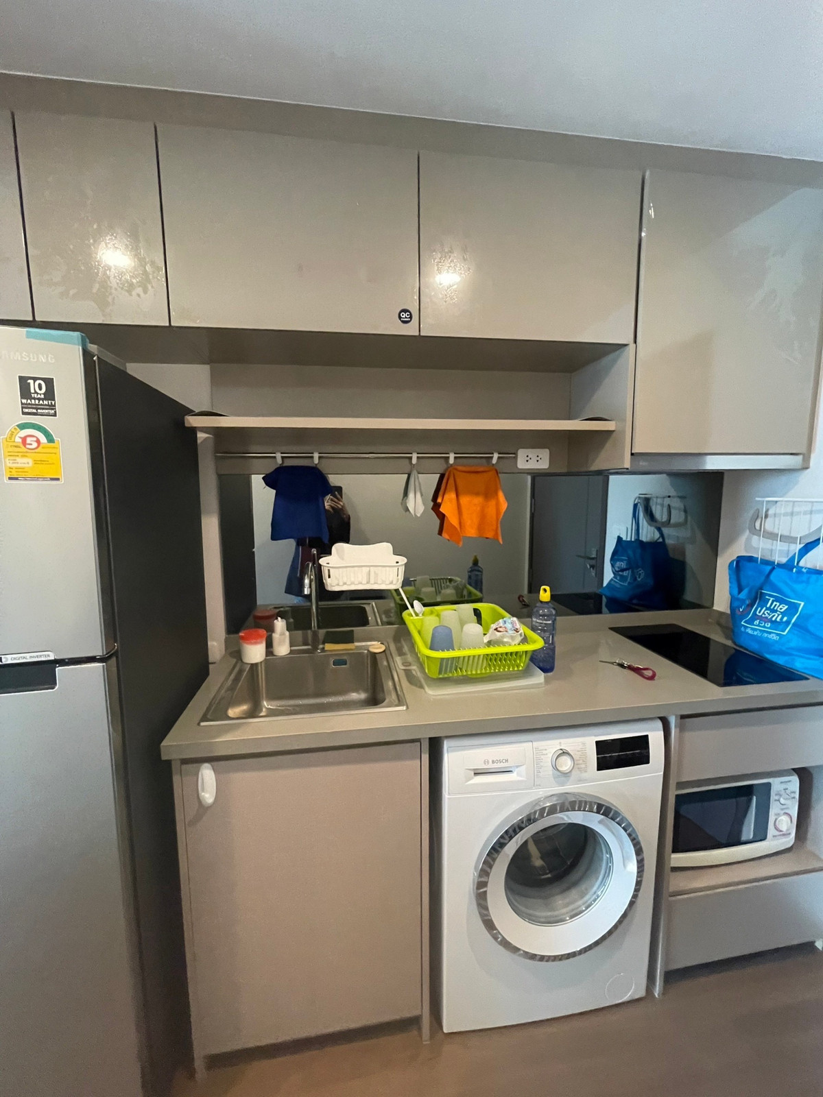 For RentCondoRatchadapisek, Huaikwang, Suttisan : Beautiful room, beautiful view, for rent, 2 bedrooms, 2 bathrooms, Ideo Ratchada Sutthisan.