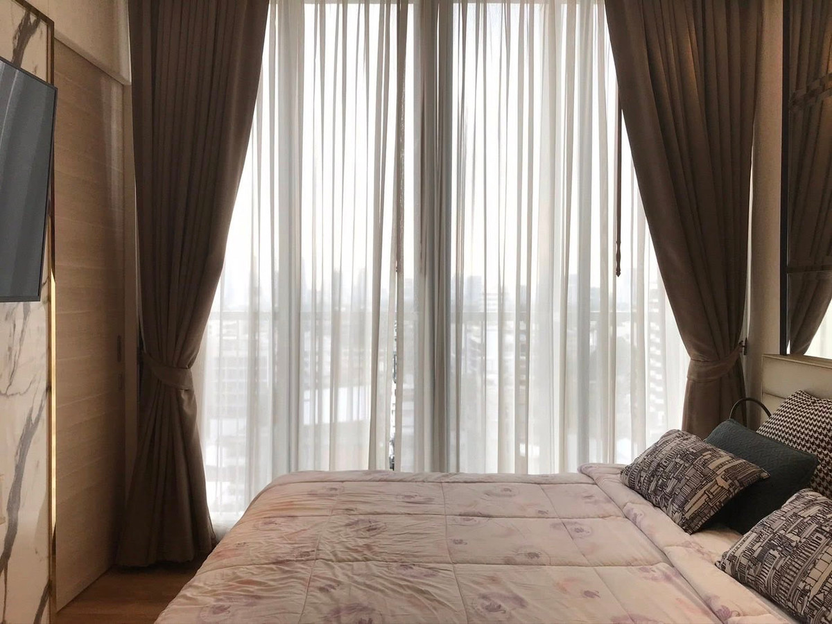 For RentCondoSukhumvit, Asoke, Thonglor : 🏙️ [Garden View] High-End Living at Park Origin Phrom Phong - Fully Furnished & Ready to Move in!