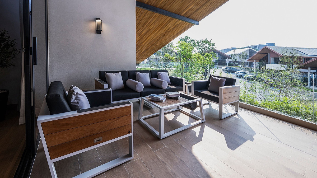 For SaleHousePattaya, Bangsaen, Chonburi : Wisdom First Residence Chonburi, luxury house designed by A49, next to Rugby School Thailand.