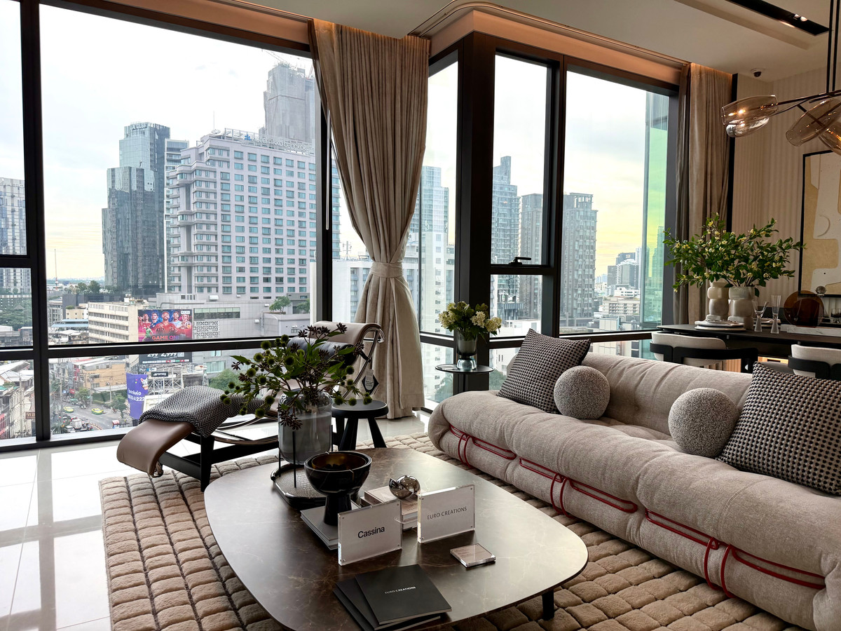 ขายคอนโดสุขุมวิท อโศก ทองหล่อ : ห้องใหม่มือหนึ่งจาก LH แต่งครบ จาก Euro Creation วิวสวย โทร 0946503223