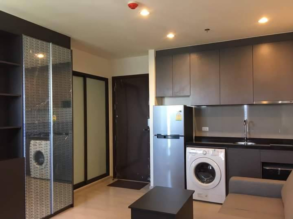 ให้เช่าคอนโดพระราม 9 เพชรบุรีตัดใหม่ RCA : Condo for Rent: Rhythm Asoke 1