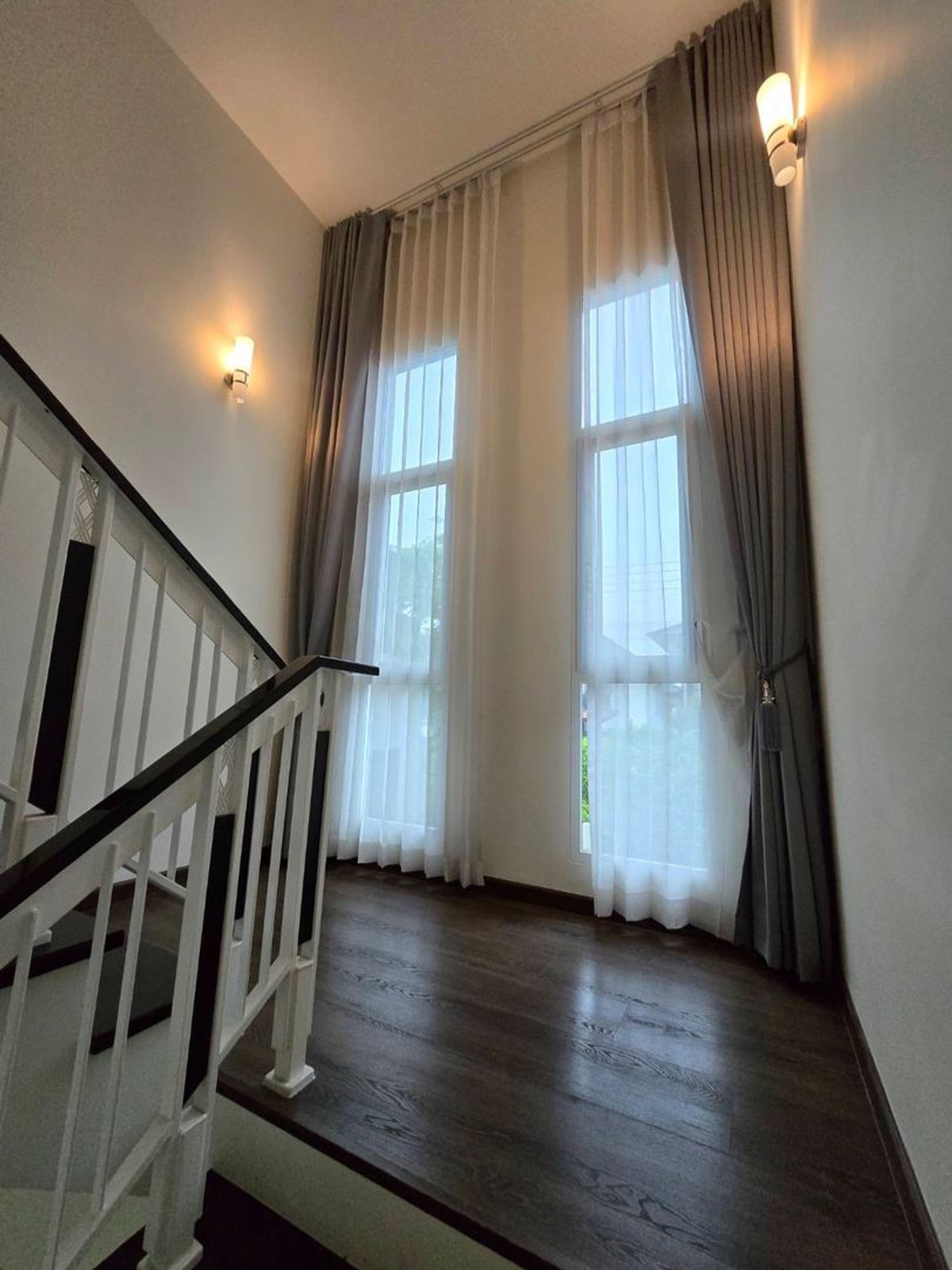 For SaleHousePathum Thani,Rangsit, Thammasat : 2-story detached house for sale, 4 bedrooms, 5 bathrooms, Suetrong Cozy Project, The Oxy, Rangsit Khlong 6, parking for 4 cars, area 80 square meters.