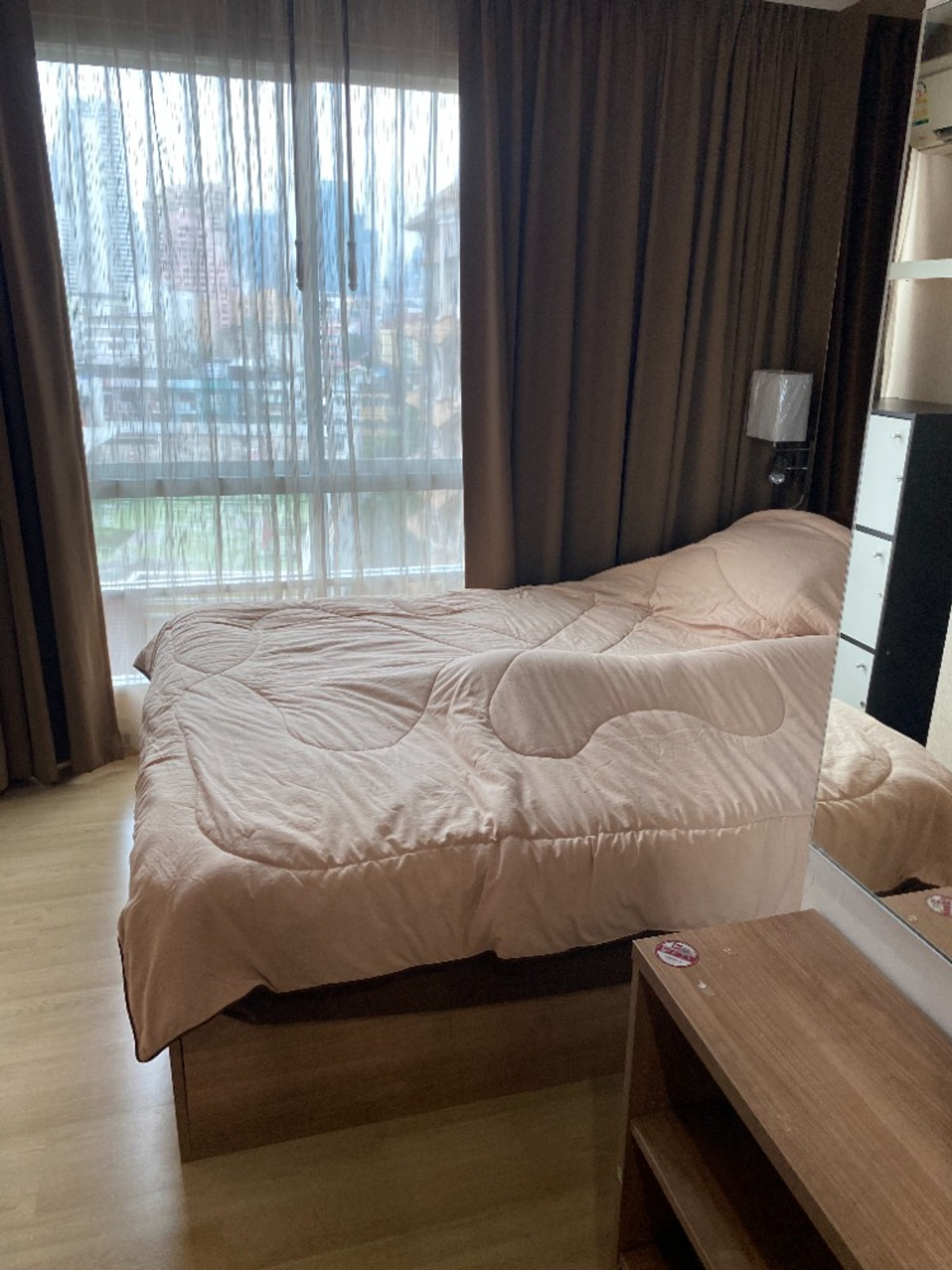 For SaleCondoRatchadapisek, Huaikwang, Suttisan : Emerald Residence Ratchada / 1 Bedroom (SALE WITH TENANT), Emerald Residence Ratchada / 1 Bedroom (SALE WITH TENANT) TARN041