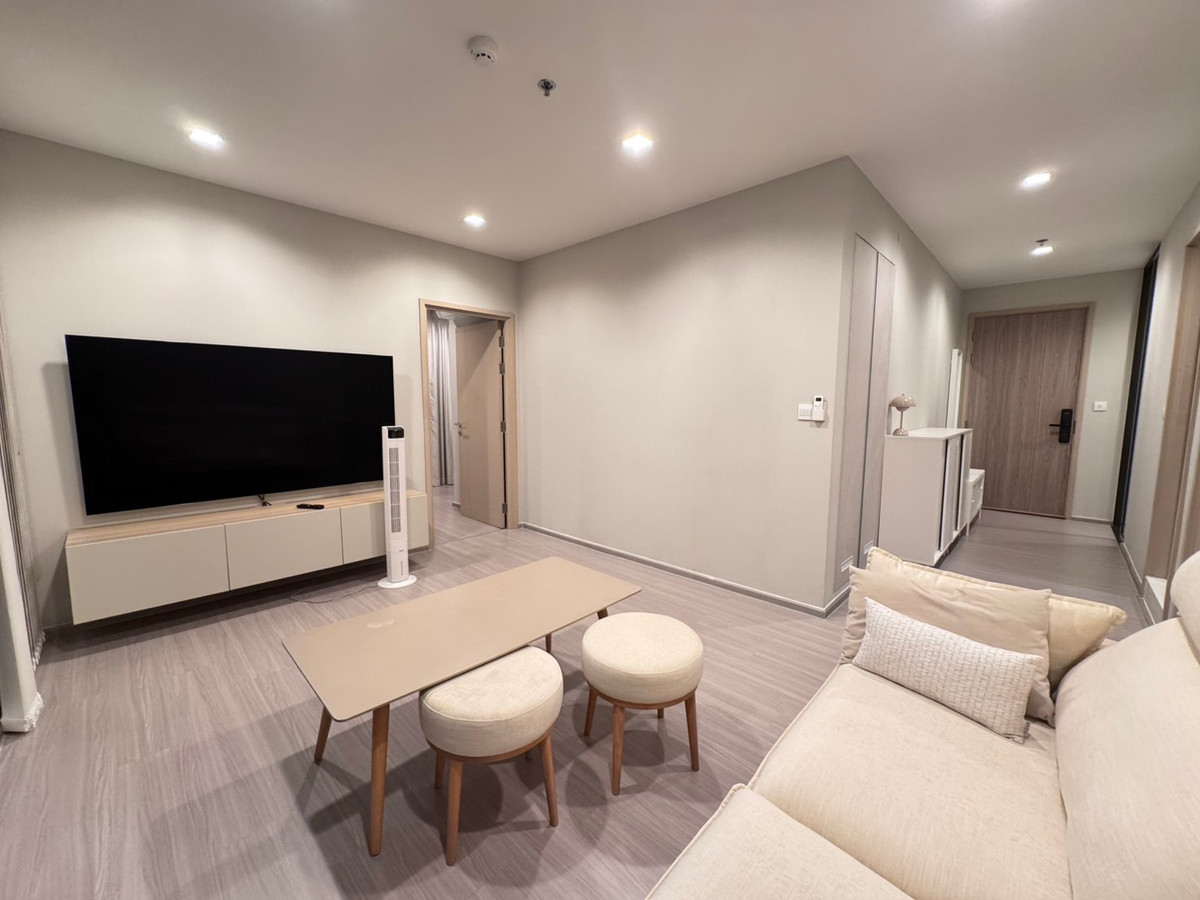 ให้เช่าคอนโดท่าพระ ตลาดพลู วุฒากาศ : Life Sathorn Sierra 2 ห้องนอน ชั้นสูง มีระเบียงกว้างส่วนตัว ห้องสวยใหม่ สอบถามและนัดชมได้เลยครับ