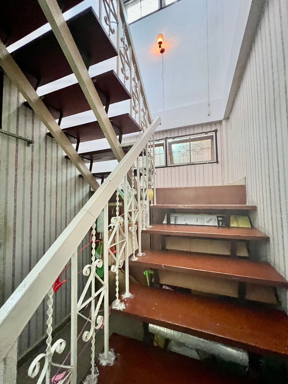 ขายบ้านโชคชัย4 ลาดพร้าว71 : ขายบ้านเดี่ยว 2 ชั้น หลังมุม บนที่ดิน 60 ตร.วา | ทำเลทอง โชคชัย 4 | ใกล้ตลาดกองปราบ–รวมโชค เดินทางสะดวกทุกเส้นทาง