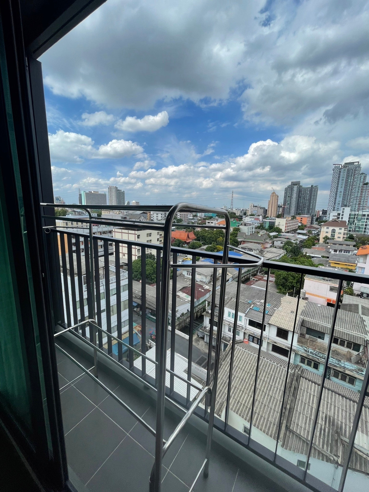 For RentCondoRatchadapisek, Huaikwang, Suttisan : Beautiful room, beautiful view, for rent, 2 bedrooms, 2 bathrooms, Ideo Ratchada Sutthisan.