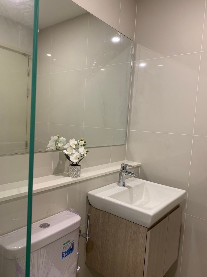 ให้เช่าคอนโดคลองเตย กล้วยน้ำไท : 🔥ให้เช่าด่วน🔥 ไลฟ์ พระราม 4-อโศก วิวสวย ไม่บล็อค เฟอร์นิเจอร์ครบพร้อมเข้าอยู่ ใกล้ MRT ศูนย์ฯ สิริกิติ์