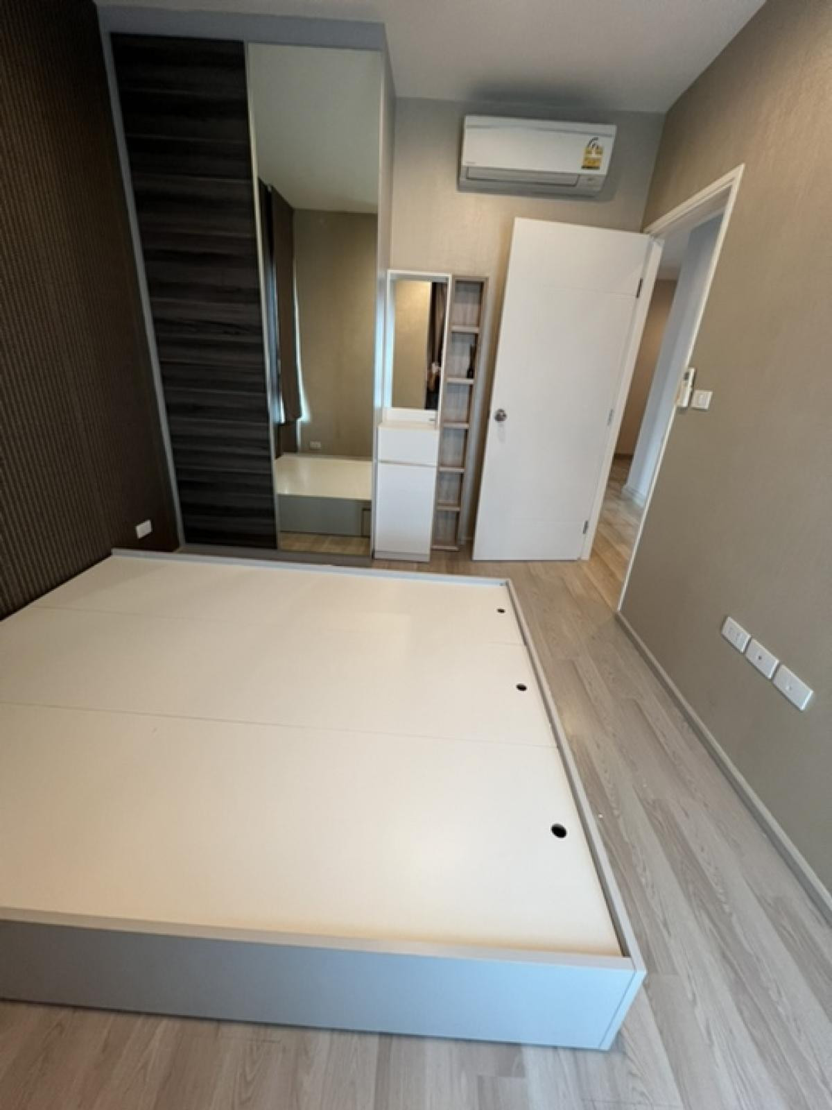 For SaleCondoRatchadapisek, Huaikwang, Suttisan : Centric Ratchada - Huai Khwang / 2 Bedrooms (FOR SALE), Centric Ratchada - Huai Khwang / 2 Bedrooms (FOR SALE) TARN042