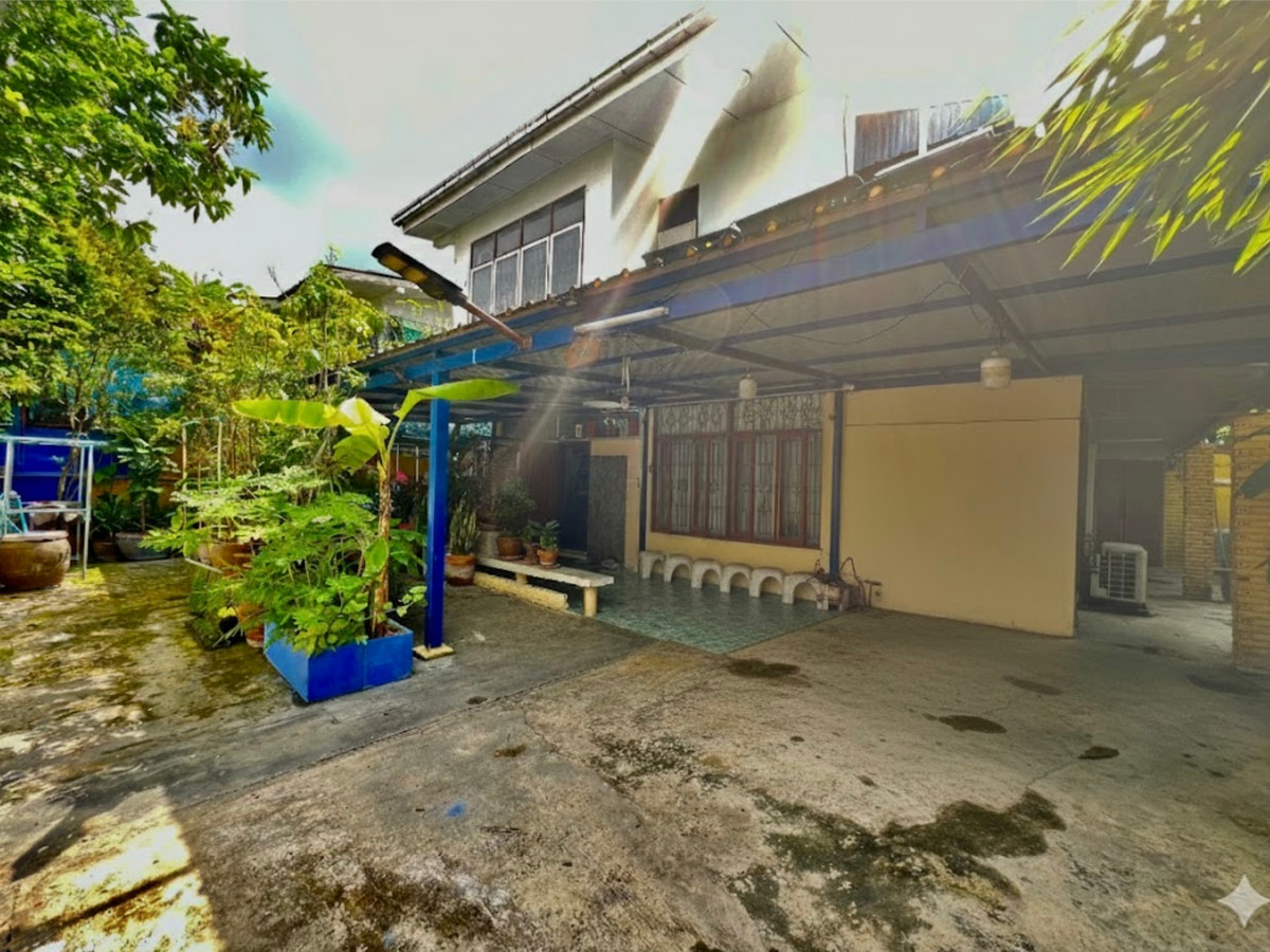 ขายบ้านโชคชัย4 ลาดพร้าว71 : ขายบ้านเดี่ยว 2 ชั้น หลังมุม บนที่ดิน 60 ตร.วา | ทำเลทอง โชคชัย 4 | ใกล้ตลาดกองปราบ–รวมโชค เดินทางสะดวกทุกเส้นทาง