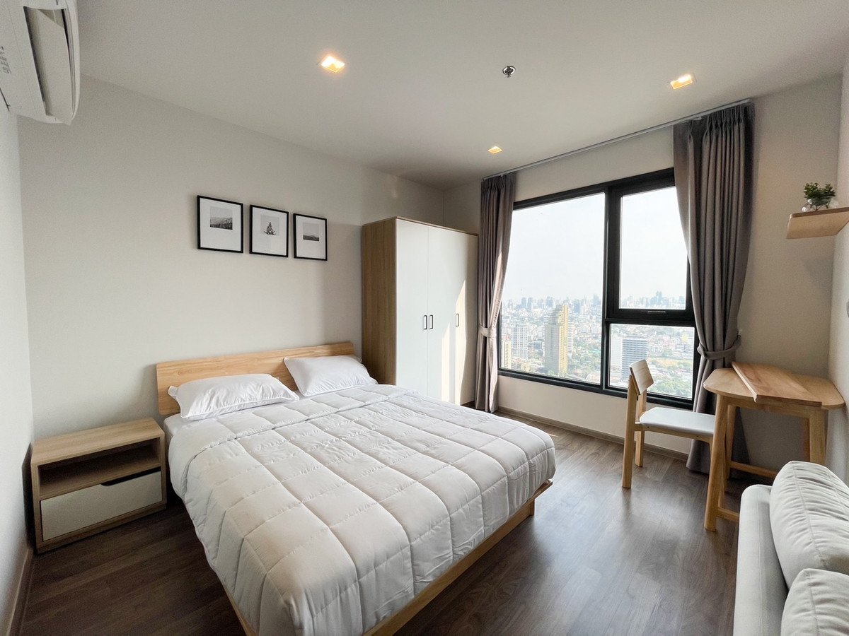 For RentCondoLadprao, Central Ladprao : RC114325 Condo for rent, Life Ladprao Valley, next to BTS Ladprao, opposite Central Ladprao.