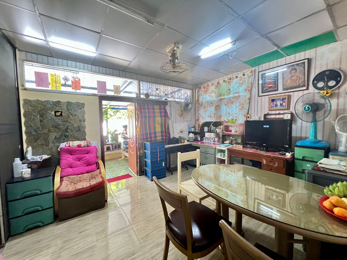 ขายบ้านโชคชัย4 ลาดพร้าว71 : ขายบ้านเดี่ยว 2 ชั้น หลังมุม บนที่ดิน 60 ตร.วา | ทำเลทอง โชคชัย 4 | ใกล้ตลาดกองปราบ–รวมโชค เดินทางสะดวกทุกเส้นทาง