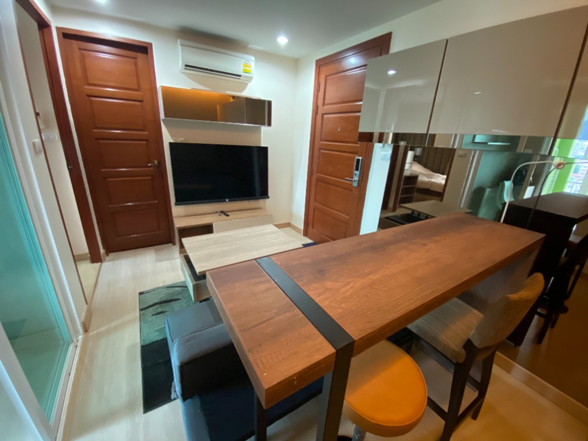 For SaleCondoRatchadapisek, Huaikwang, Suttisan : Emerald Residence Ratchada / 1 Bedroom (SALE WITH TENANT), Emerald Residence Ratchada / 1 Bedroom (SALE WITH TENANT) TARN041