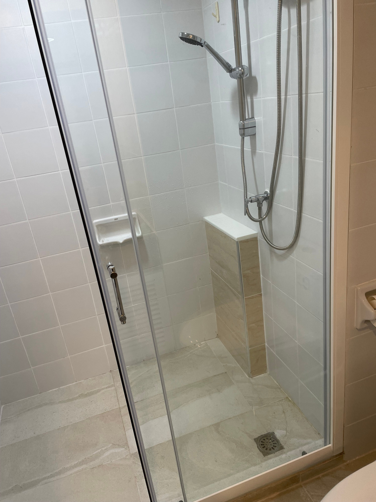 ให้เช่าคอนโดพระราม 3 สาธุประดิษฐ์ : ให้เช่าคอนโด Bangkok Garden เฟอร์นิเจอร์ครบ (S15-8765)