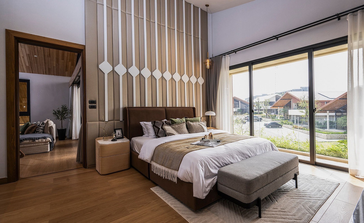 For SaleHousePattaya, Bangsaen, Chonburi : Wisdom First Residence Chonburi, luxury house designed by A49, next to Rugby School Thailand.