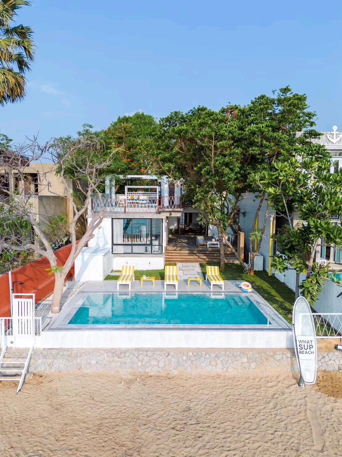 ให้เช่าหัวหิน ประจวบคีรีขันธ์ : ให้เช่าพูลวิลล่าติดทะเลปราณบุรี 