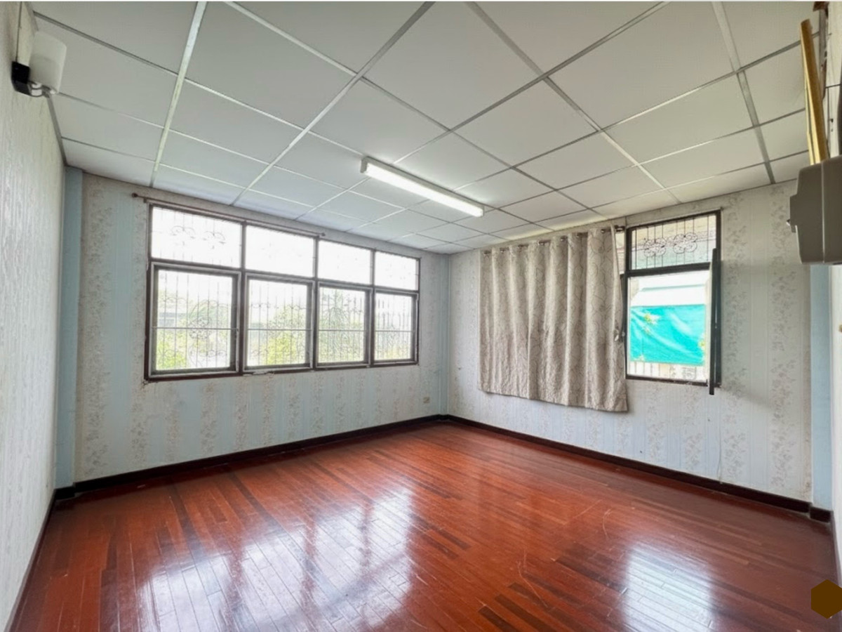 ขายบ้านโชคชัย4 ลาดพร้าว71 : ขายบ้านเดี่ยว 2 ชั้น หลังมุม บนที่ดิน 60 ตร.วา | ทำเลทอง โชคชัย 4 | ใกล้ตลาดกองปราบ–รวมโชค เดินทางสะดวกทุกเส้นทาง