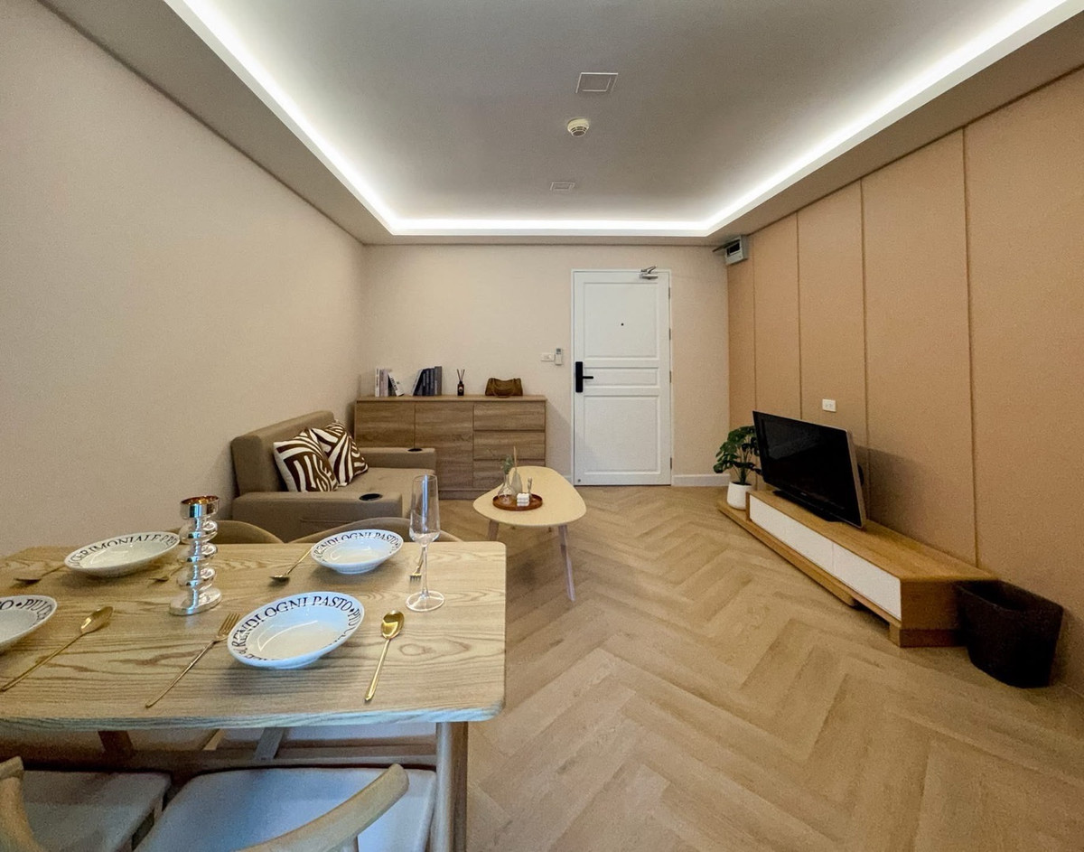 For SaleCondoSukhumvit, Asoke, Thonglor : Condo for sale, The Niche Sukhumvit 49, newly renovated, near Thonglor BTS.