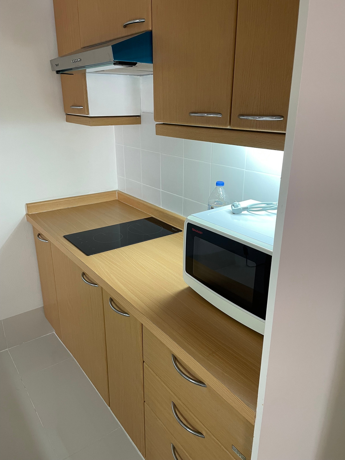 ให้เช่าคอนโดพระราม 3 สาธุประดิษฐ์ : ให้เช่าคอนโด Bangkok Garden เฟอร์นิเจอร์ครบ (S15-8765)