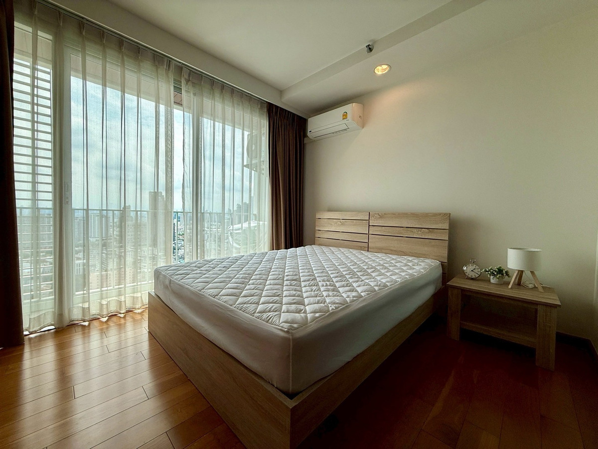 For SaleCondoLadprao, Central Ladprao : 🔥Best price in the building🔥 The Line Phahoyothin Plak, size 38 sq m., only 3.19 MB 📲 095-9299924 (K.Benz)