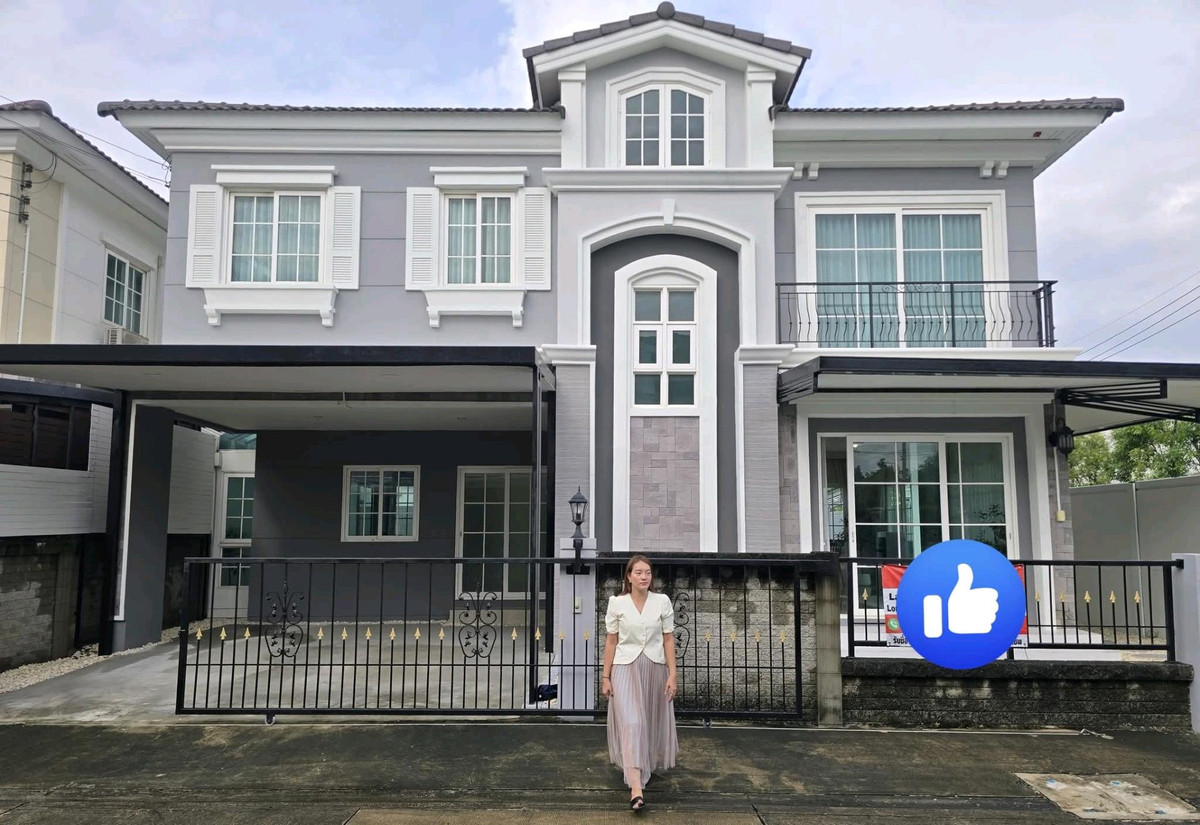 ขายบางแค เพชรเกษม : บ้านแฝดหลังมุม สุดไพร์ทเวท ✅️ ใกล้สาทรเพียง 15นาที !!! Golden Neo Sathorn โกลเด้น นีโอ สาทร  41.3 ตร.วา • 163ตรม • 4ห้องนอน 4ห้องน้ำ
• บิ้วท์อินใหม่ทุกห้อง พร้อมอยู่