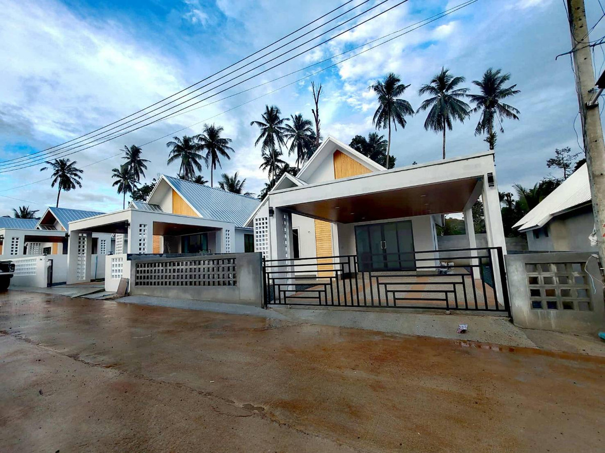 ขายบ้านกระบี่ : ขายถูกมาก!! บ้านเดี่ยวชั้นเดียว สร้างใหม่ ทำเลทอง อ.เมือง จ.กระบี่ ใกล้เซ็นทรัล แม็คโคร พร้อมของแถวกว่า 1 แสน