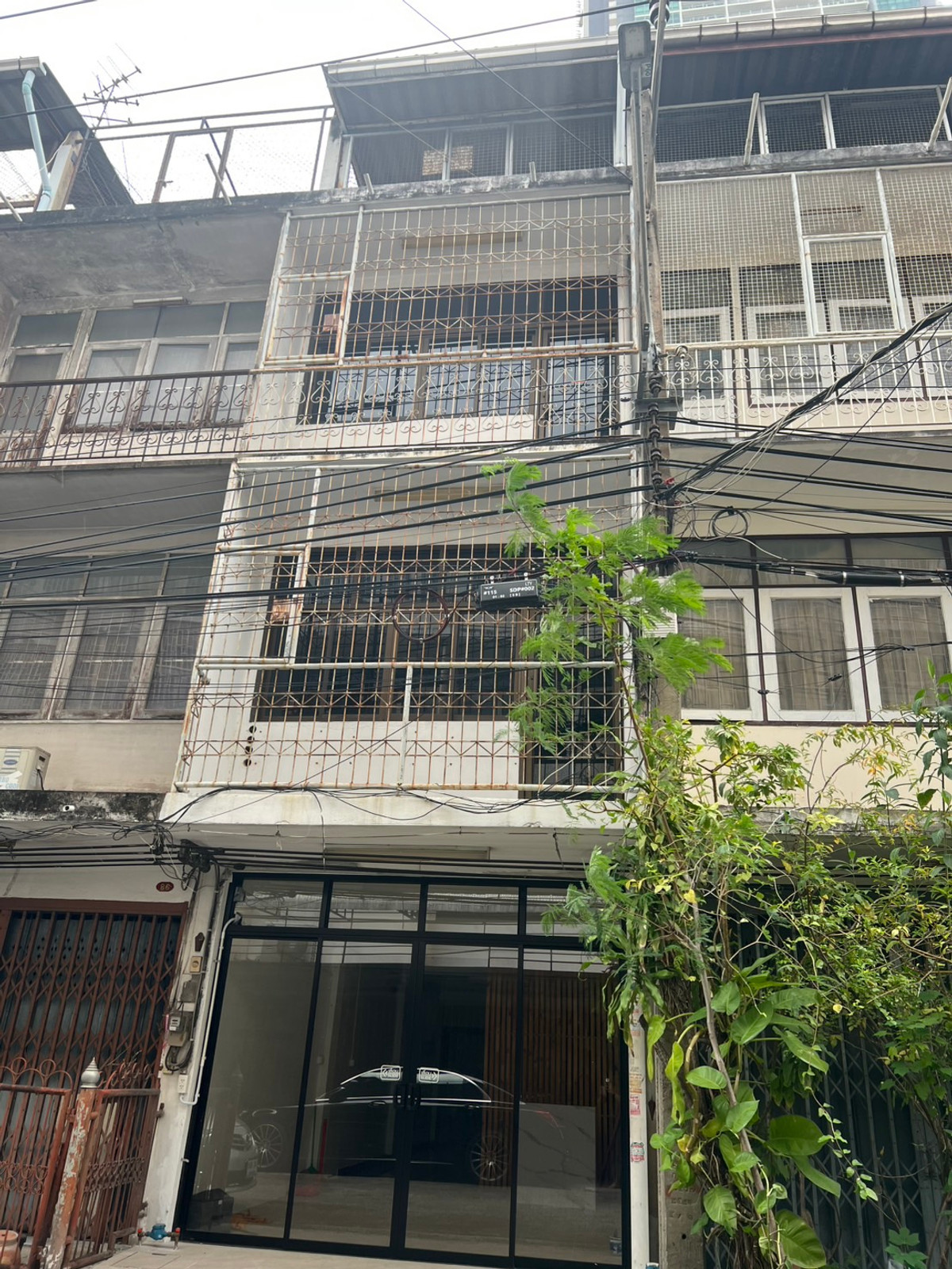 ให้เช่าอาคารพาณิชย์วงเวียนใหญ่ เจริญนคร : ให้เช่าถูกมากอาคารพาณิชย์ เจริญนคร 13 ใกล้ icon siam เจริญนคร