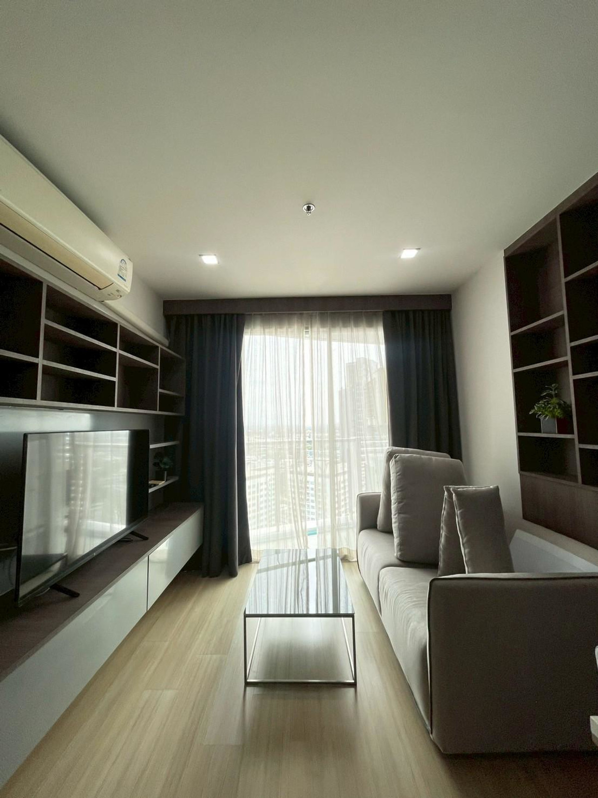 For RentCondoOnnut, Udomsuk : For Rent: Skywalk Residences
