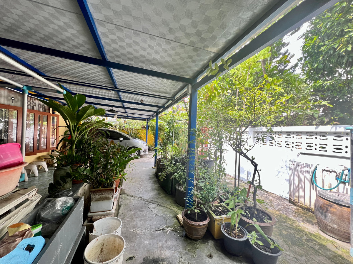 ขายบ้านโชคชัย4 ลาดพร้าว71 : ขายบ้านเดี่ยว 2 ชั้น หลังมุม บนที่ดิน 60 ตร.วา | ทำเลทอง โชคชัย 4 | ใกล้ตลาดกองปราบ–รวมโชค เดินทางสะดวกทุกเส้นทาง