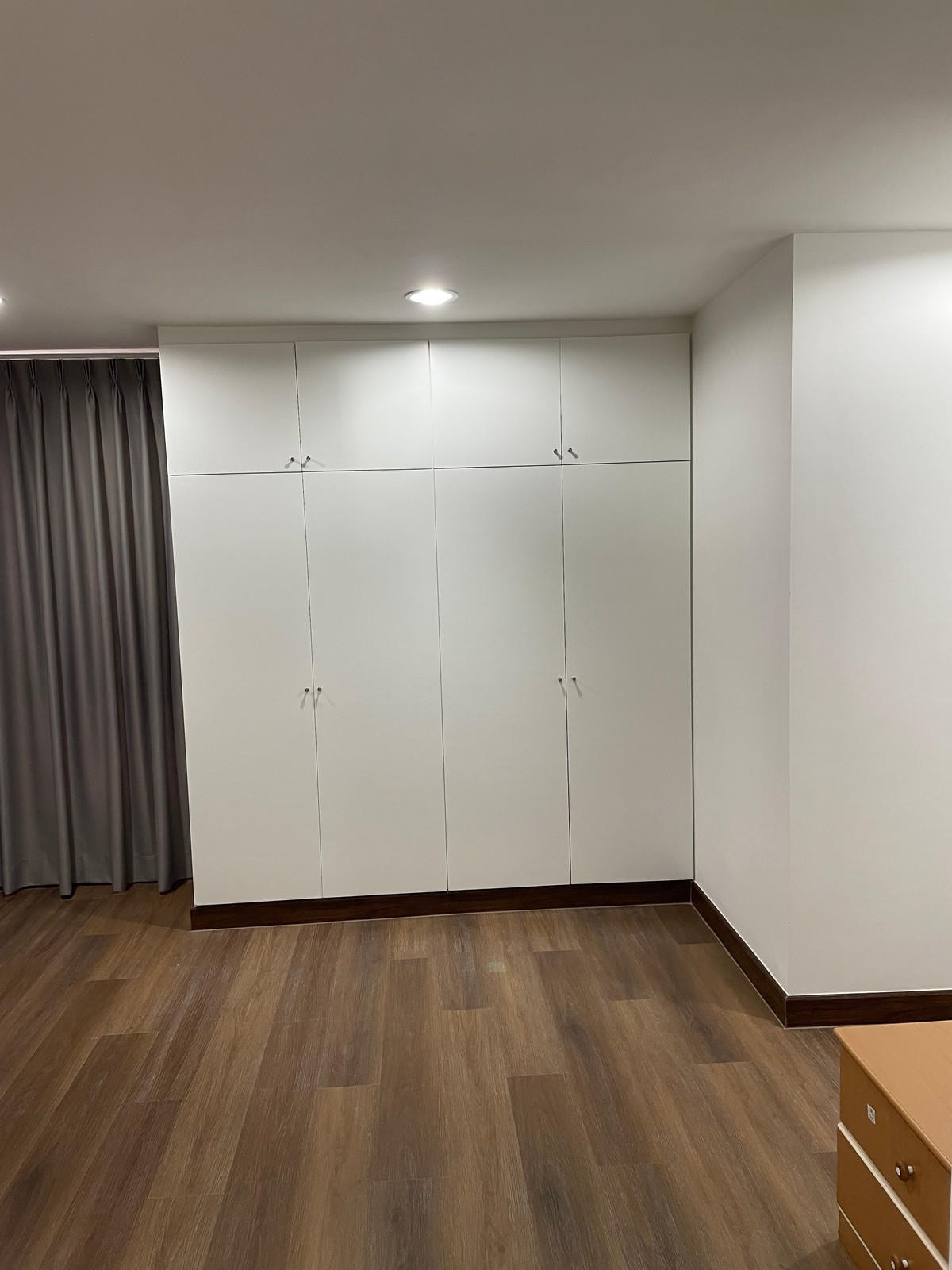 ให้เช่าคอนโดพระราม 3 สาธุประดิษฐ์ : ให้เช่าคอนโด Bangkok Garden เฟอร์นิเจอร์ครบ (S15-8765)