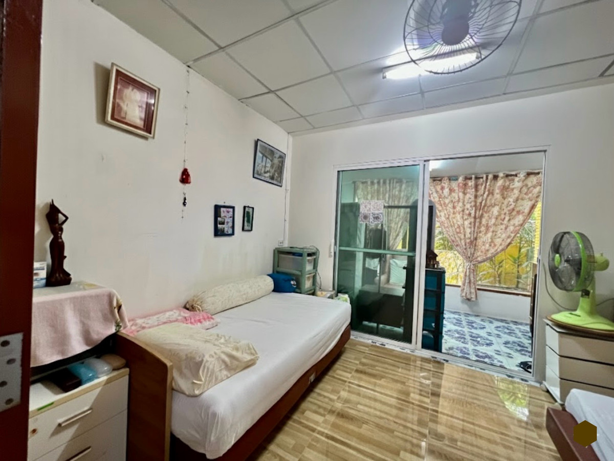 ขายบ้านโชคชัย4 ลาดพร้าว71 : ขายบ้านเดี่ยว 2 ชั้น หลังมุม บนที่ดิน 60 ตร.วา | ทำเลทอง โชคชัย 4 | ใกล้ตลาดกองปราบ–รวมโชค เดินทางสะดวกทุกเส้นทาง