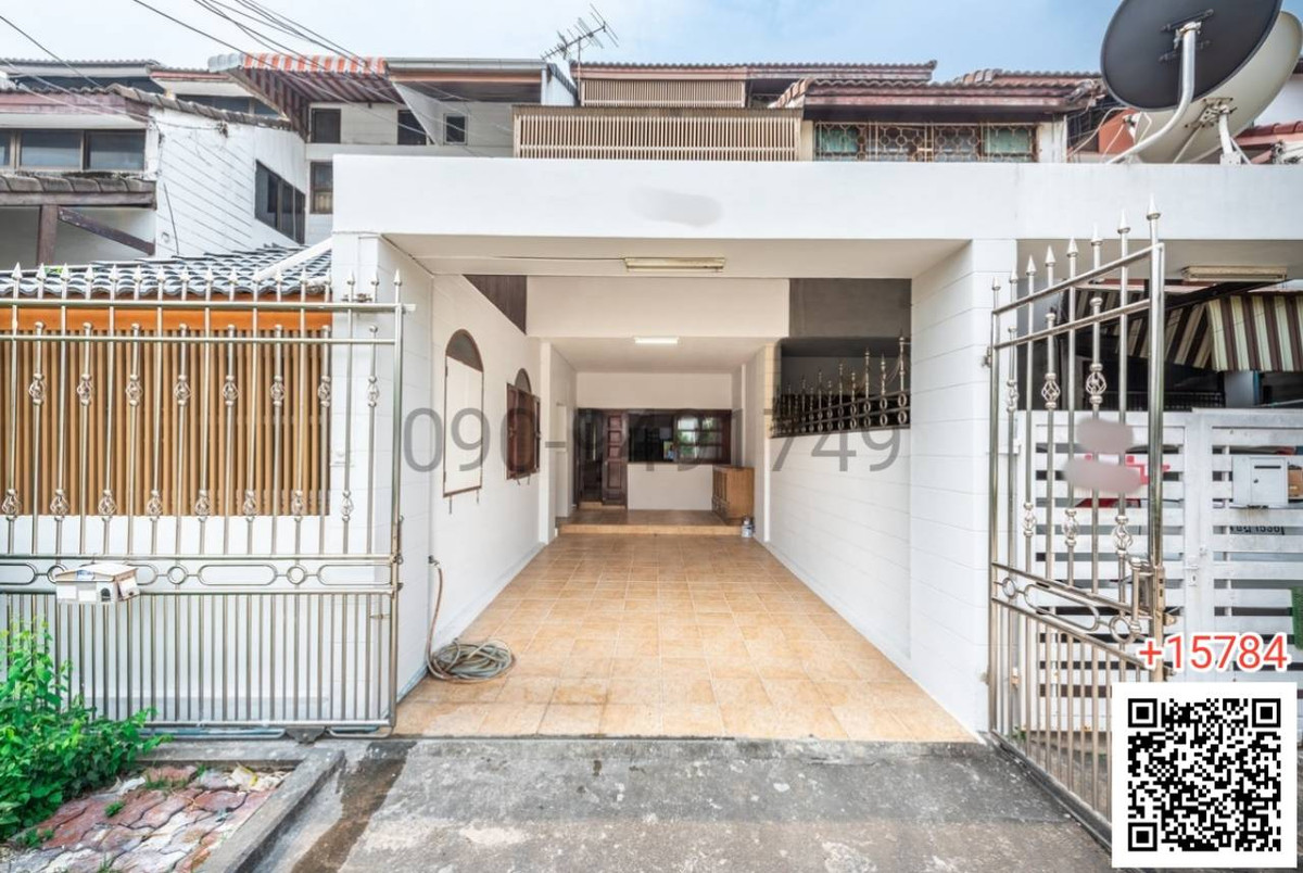 For RentTownhomeAri,Anusaowaree : For rent, 3-story townhome, Rattanamai Village, near BTS Phahonyothin 59.