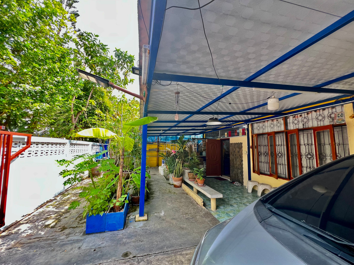 ขายบ้านโชคชัย4 ลาดพร้าว71 : ขายบ้านเดี่ยว 2 ชั้น หลังมุม บนที่ดิน 60 ตร.วา | ทำเลทอง โชคชัย 4 | ใกล้ตลาดกองปราบ–รวมโชค เดินทางสะดวกทุกเส้นทาง