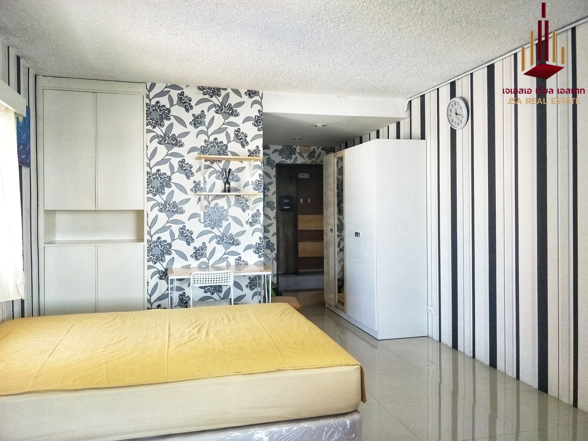 For SaleCondoRatchadapisek, Huaikwang, Suttisan : ✨ For Sale: Srivara Mansion 1 Condo ✨ 💰 Only 1,890,000 THB