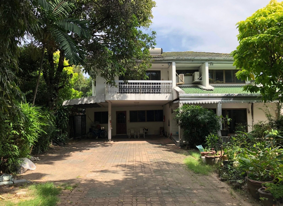 ขายบ้านพัฒนาการ ศรีนครินทร์ : ▪️ขายที่ดินพร้อมสิ่งปลูกสร้าง หมู่บ้านปัญญาพัฒนาการ ▪️