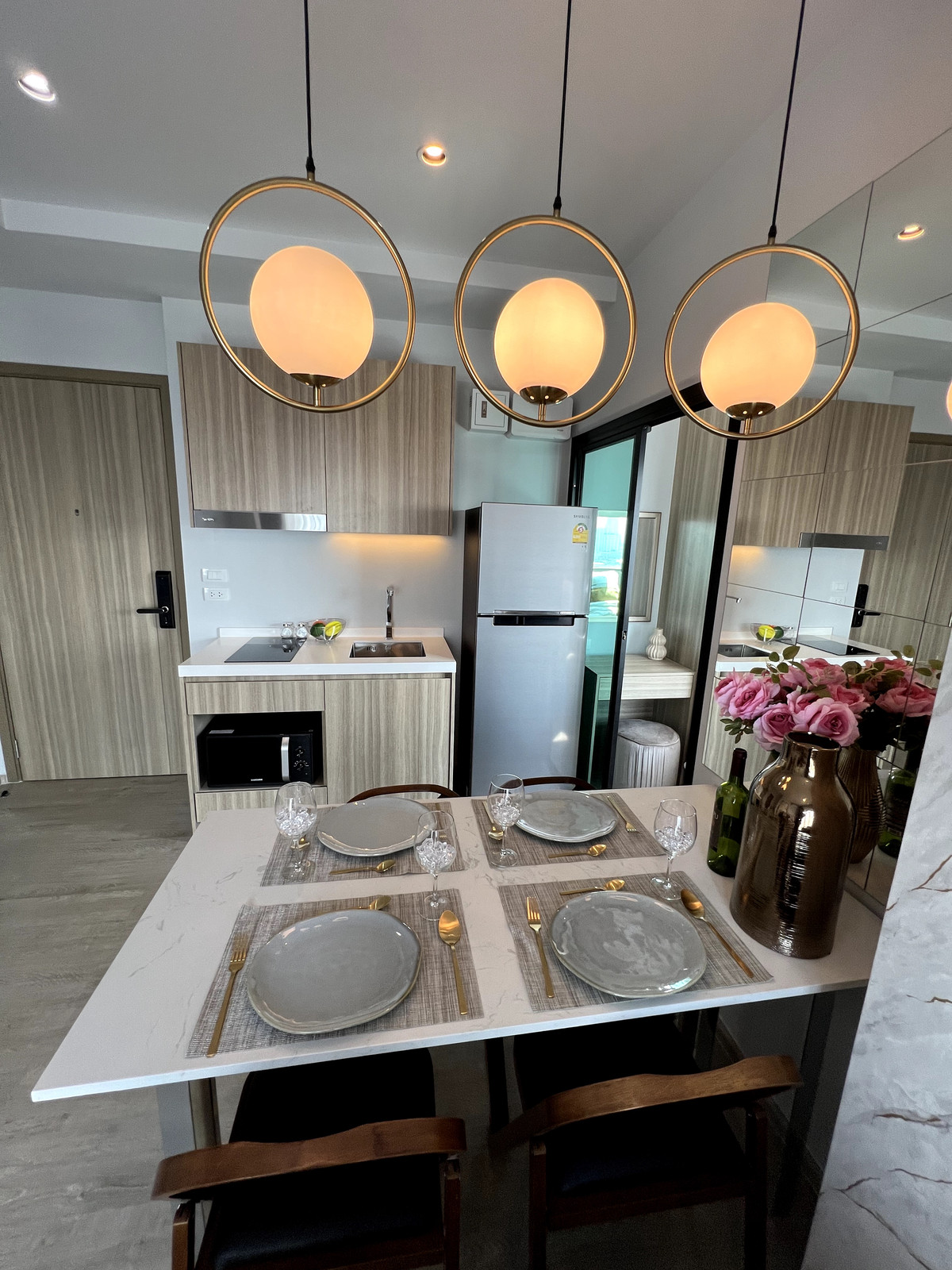 ให้เช่าคอนโดท่าพระ ตลาดพลู วุฒากาศ : ให้เช่า คอนโดแถว สาทร-ท่าพระ เดินถึง BTS ตลาดพลู 2 นอน 2 น้ำ วิวโล่ง เฟอร์จัดเต็ม เครื่องซักผ้า ทีวี ตู้เย็นไฟฟ้าครบ พร้อมอยู่