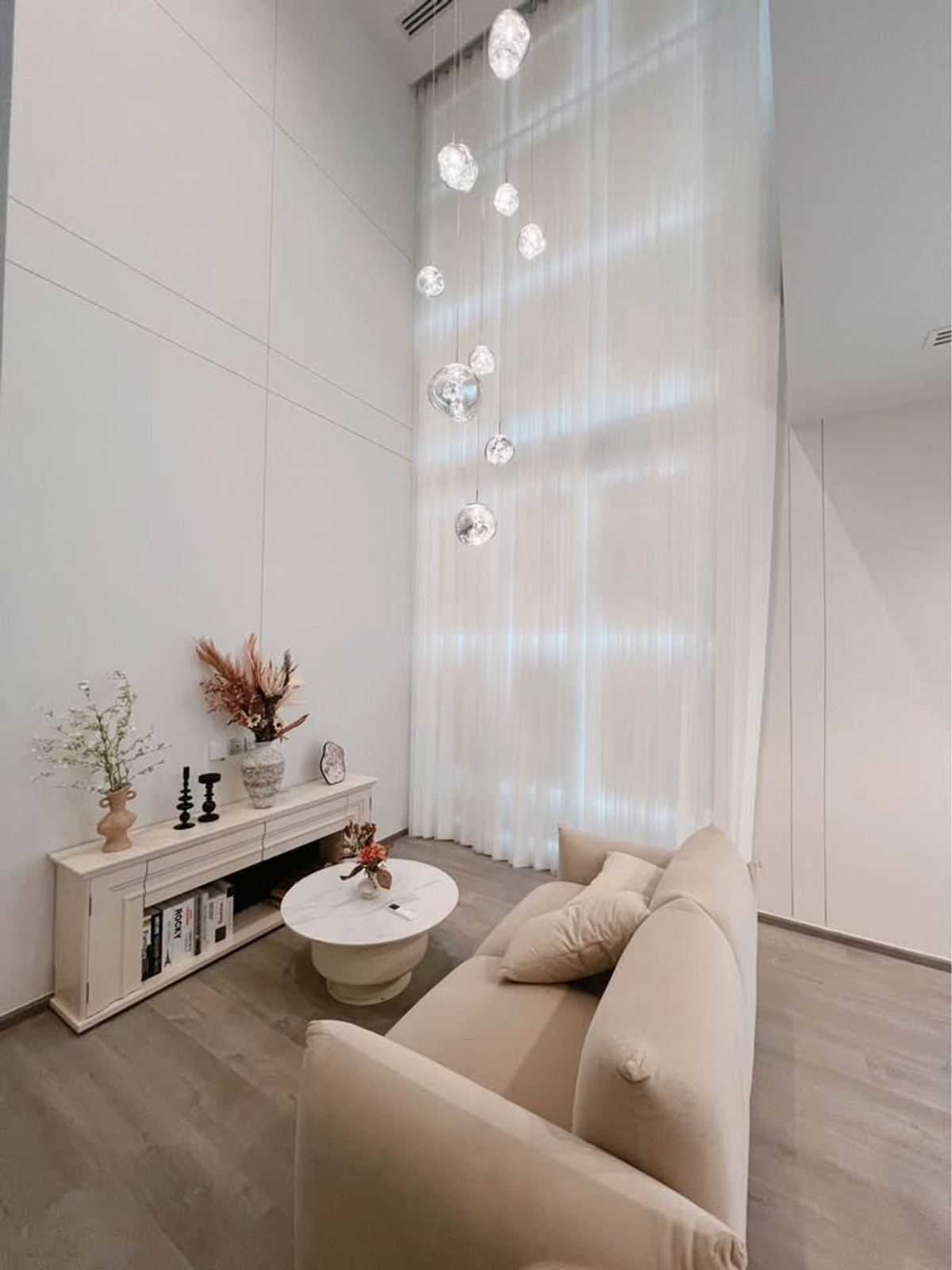 ให้เช่าคอนโดราชเทวี พญาไท :  ⚜️ Brand new Duplex 1 bedroom for rent at THE ADDRESS SIAM-RATCHATHEWI ⚜️