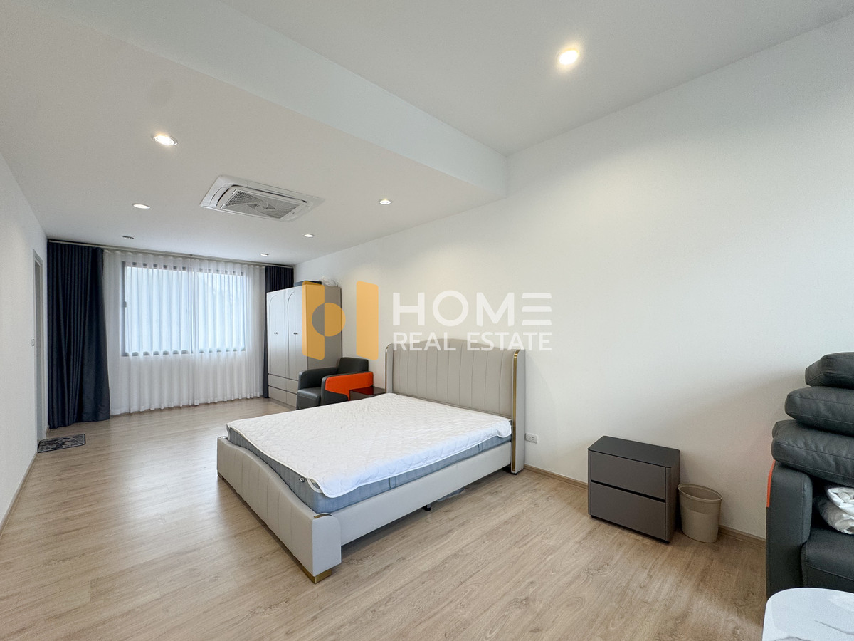 ขายทาวน์โฮมพัฒนาการ ศรีนครินทร์ : บ้านหน้าสวน 🌳 เอสทารา ฮาเว่น พัฒนาการ 20 / 3 ห้องนอน (ขาย), Estara Haven Phatthanakan 20 / 3 Bedrooms (FOR SALE) FON256