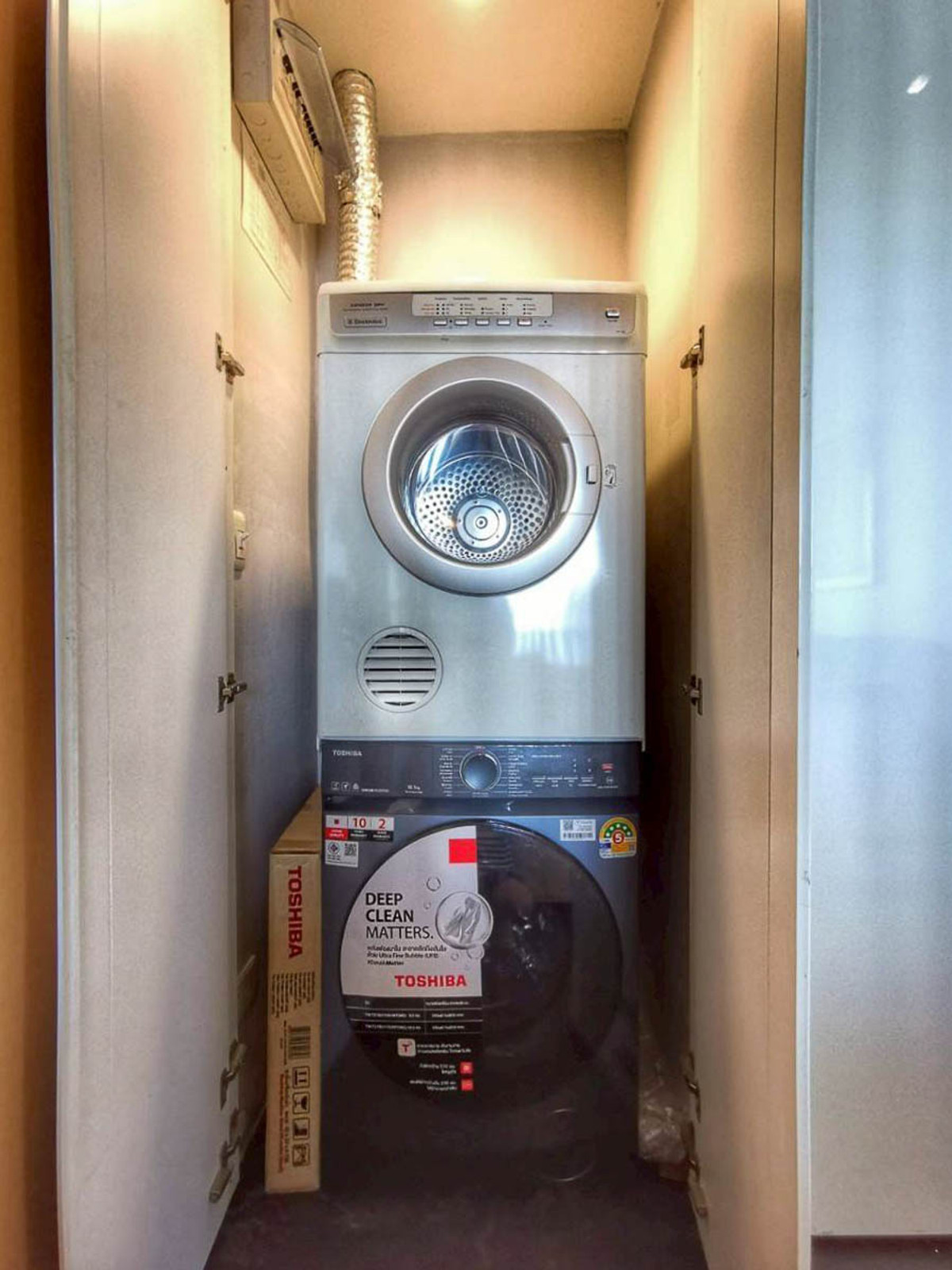 ขายคอนโดสุขุมวิท อโศก ทองหล่อ : ขาย คอนโด Aequa สุขุมวิท 49 แบบ 1 ห้องนอน 60 ตรม ชั้นสูง เฟอร์นิเจอร์ เครื่องใช้ไฟฟ้าครบ Pet Friendly ใกล้ BTS ทองหล่อ พร้อมพงษ์ เอกมัย : SL25S-026