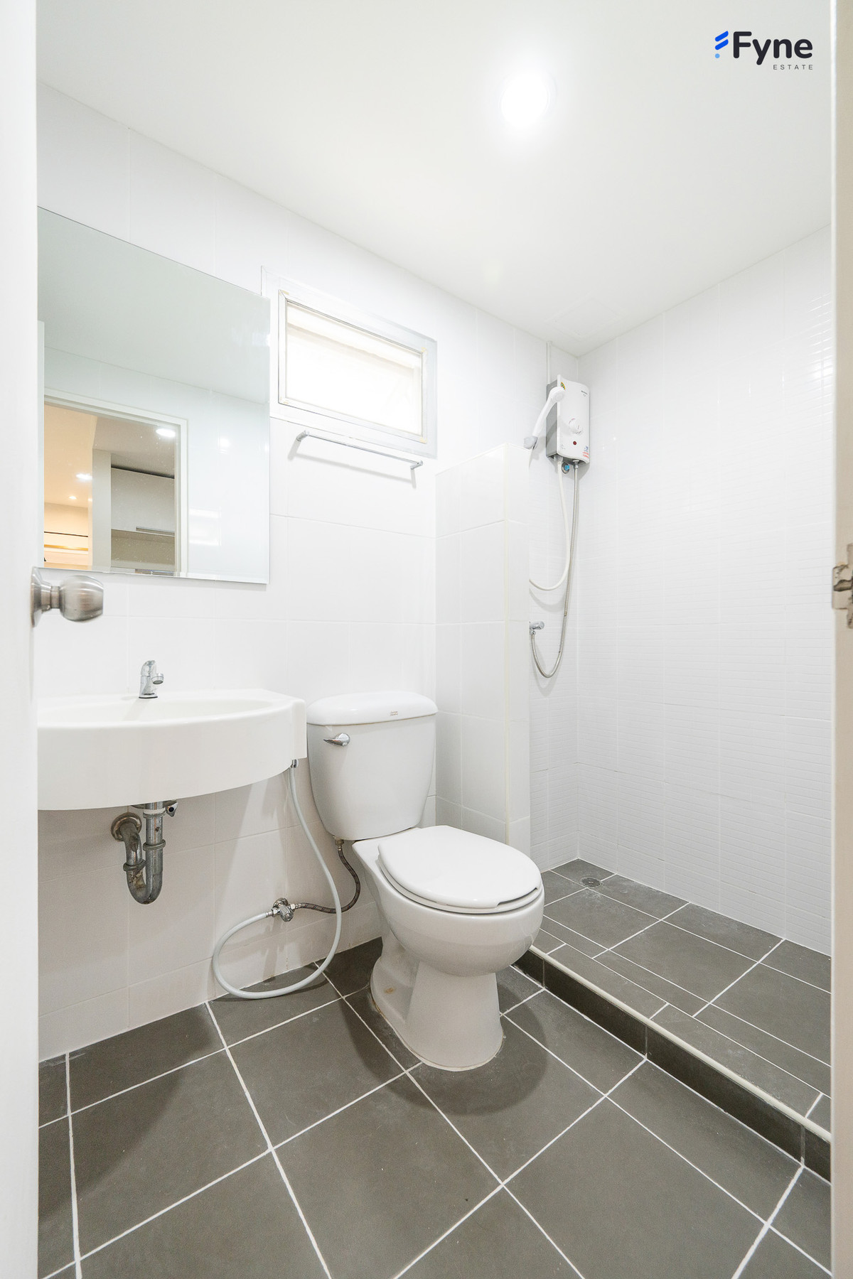 ขายคอนโดเสรีไทย-นิด้า : บางกะปิ นวมินทร์ รามคำแหง ลาดพร้าว เสรีไทย  ✅️ลุมพินี คอนโดทาวน์ นิด้า-เสรีไทย