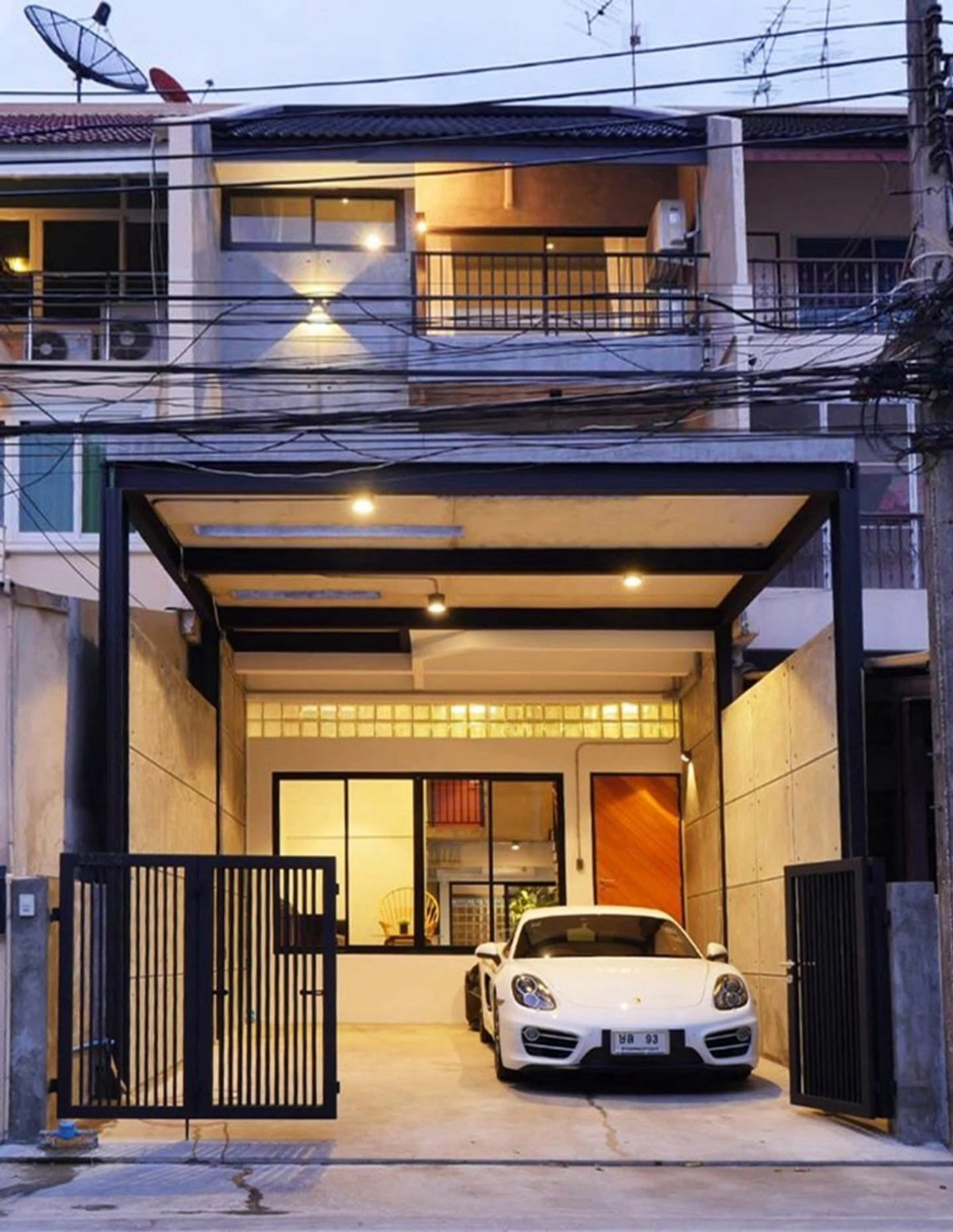 ให้เช่าทาวน์โฮมสุขุมวิท อโศก ทองหล่อ : ให้เช่า ทาวน์เฮ้าส์ เอกมัย 28 สุขุมวิท 63